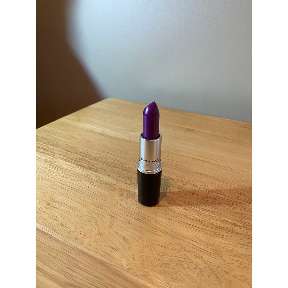 Mac Matte Lipstick HEROINE - Full Size 3 g / 0.1‎ Oz. NEW